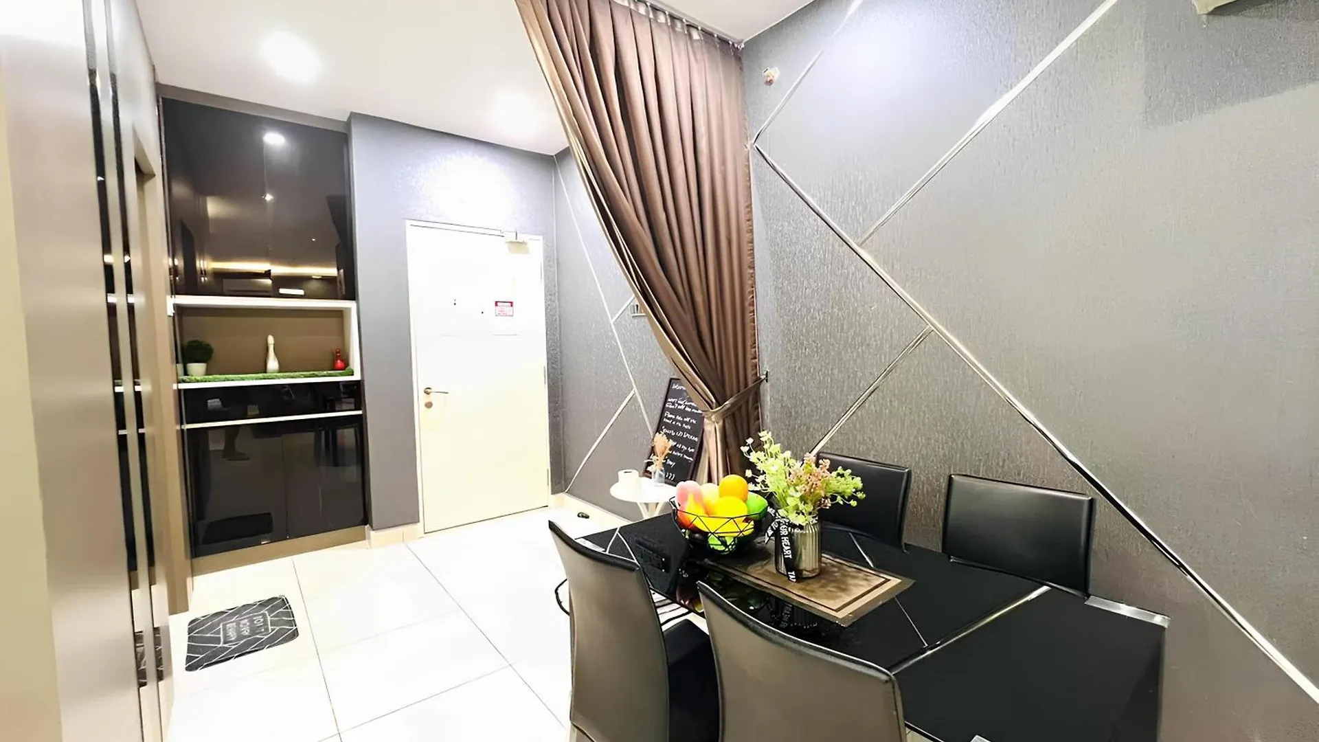 Mansion One L 5Pax 1R1B L Cityview L Gleneagle L By Perfectsweethome George Town