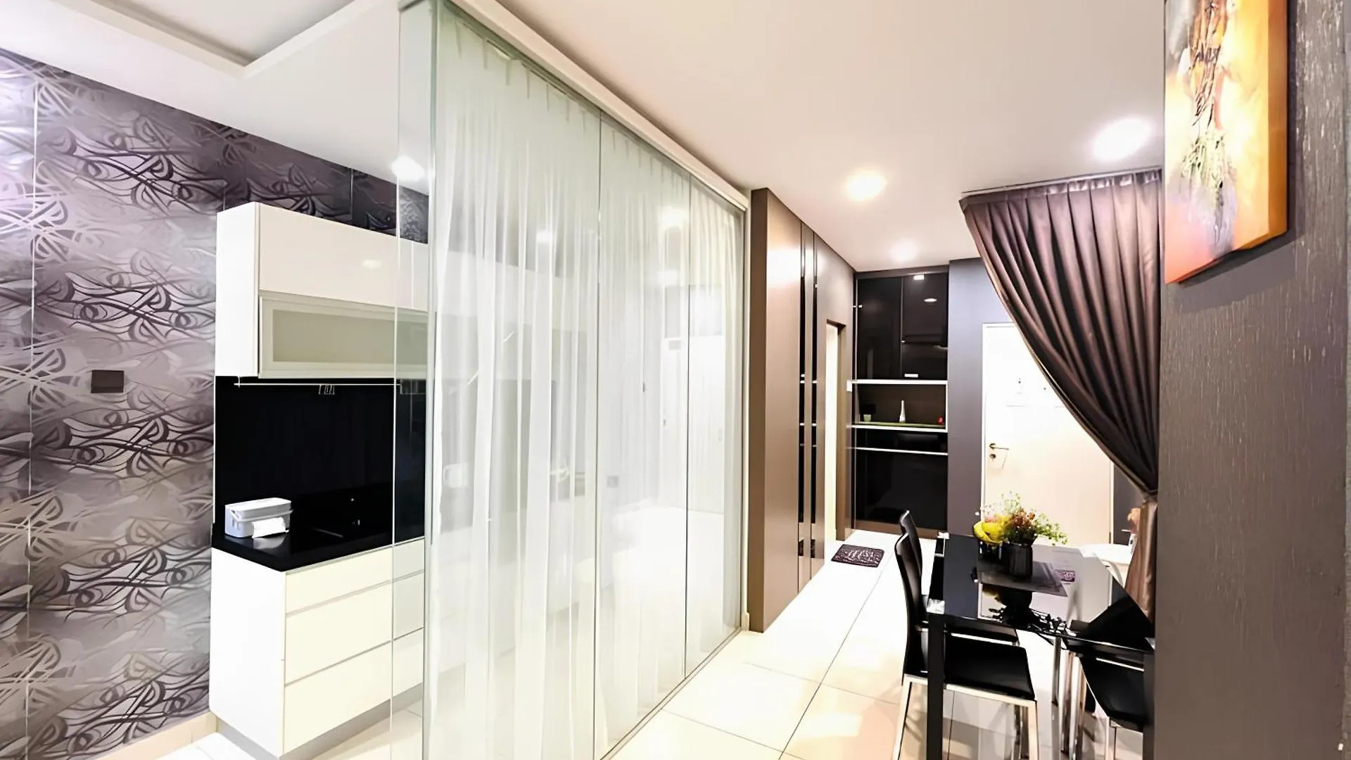 Mansion One L 5Pax 1R1B L Cityview L Gleneagle L By Perfectsweethome George Town